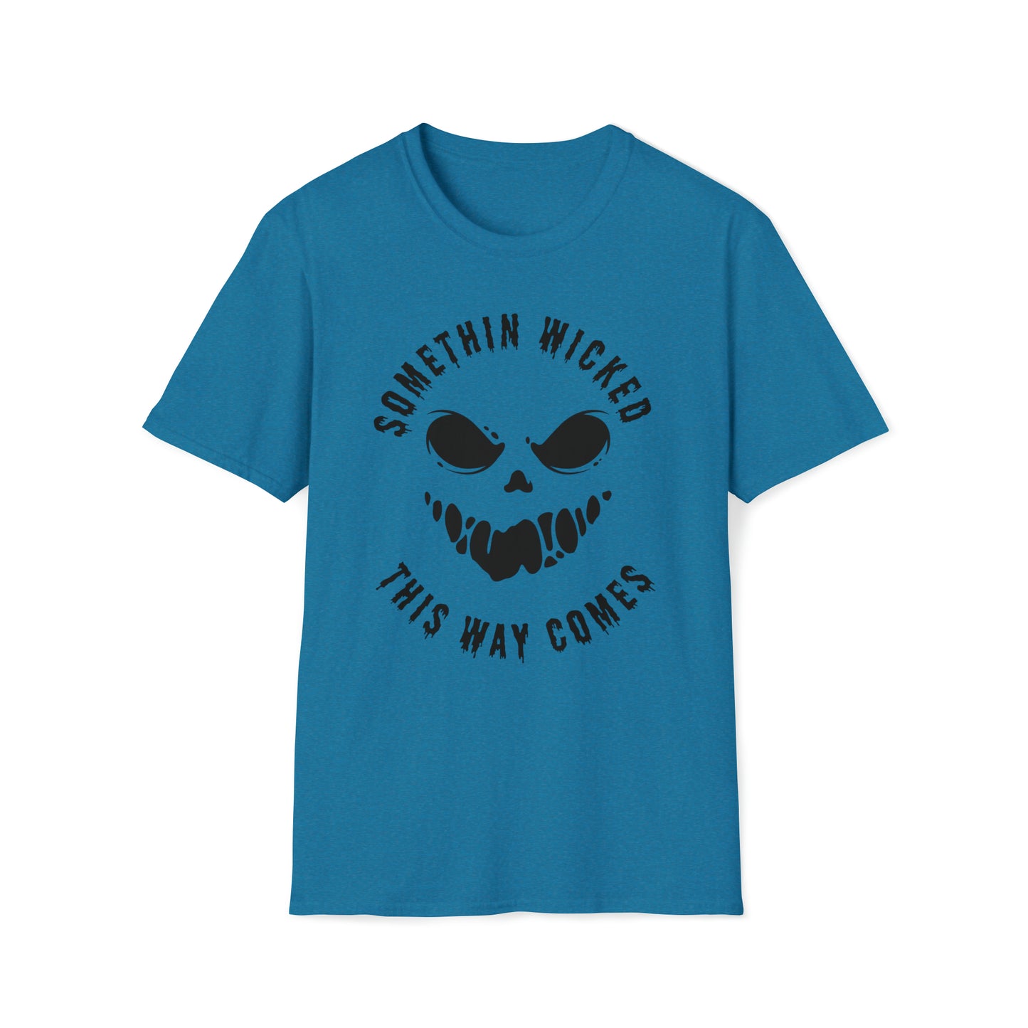Camiseta Softstyle unisex - Halloween - Algo malvado - 02