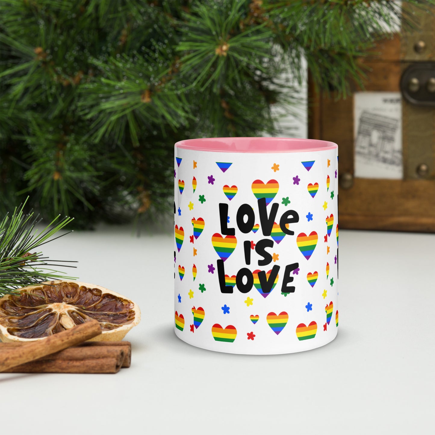 Taza con Interior de Color - Love is Love - 02