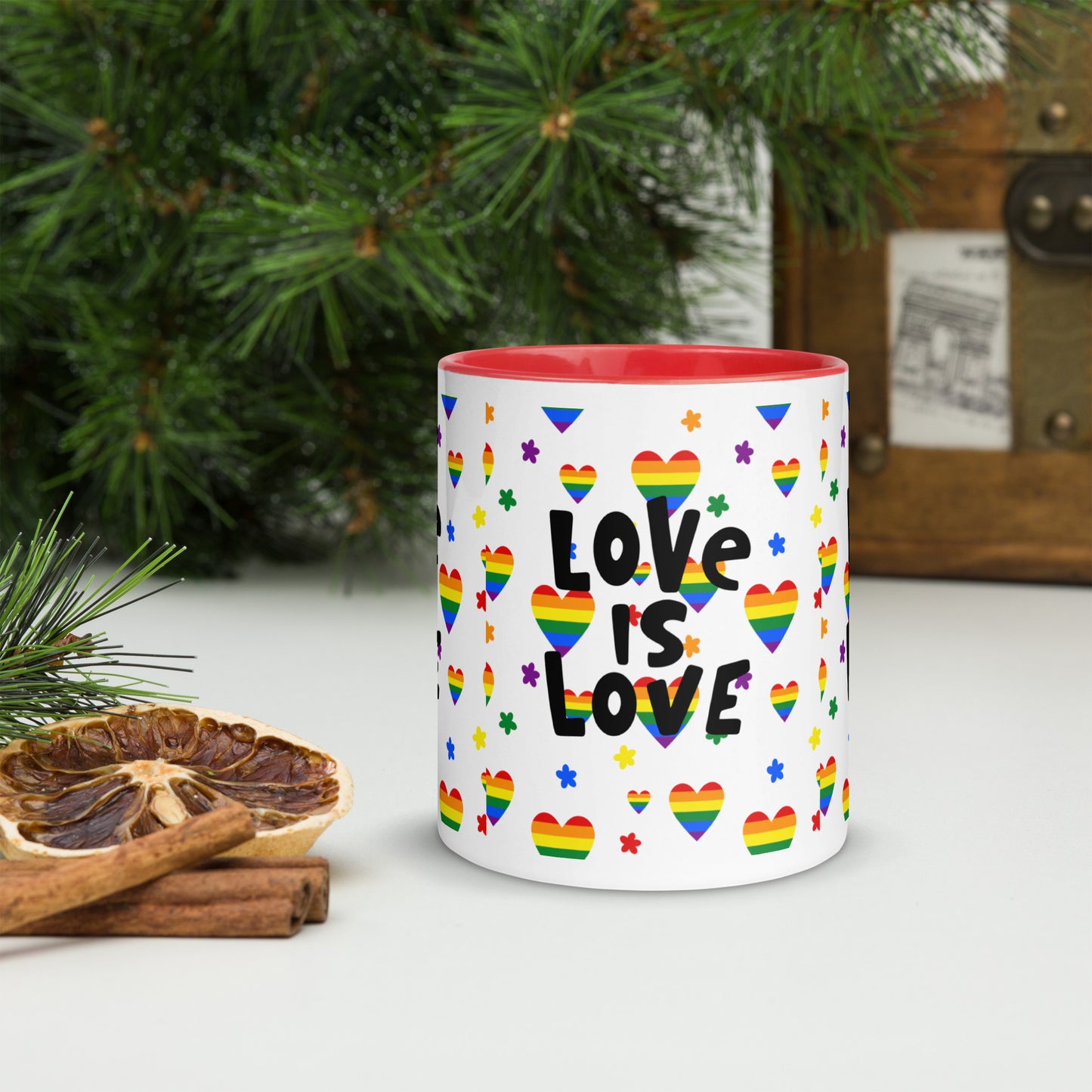 Taza con Interior de Color - Love is Love - 02